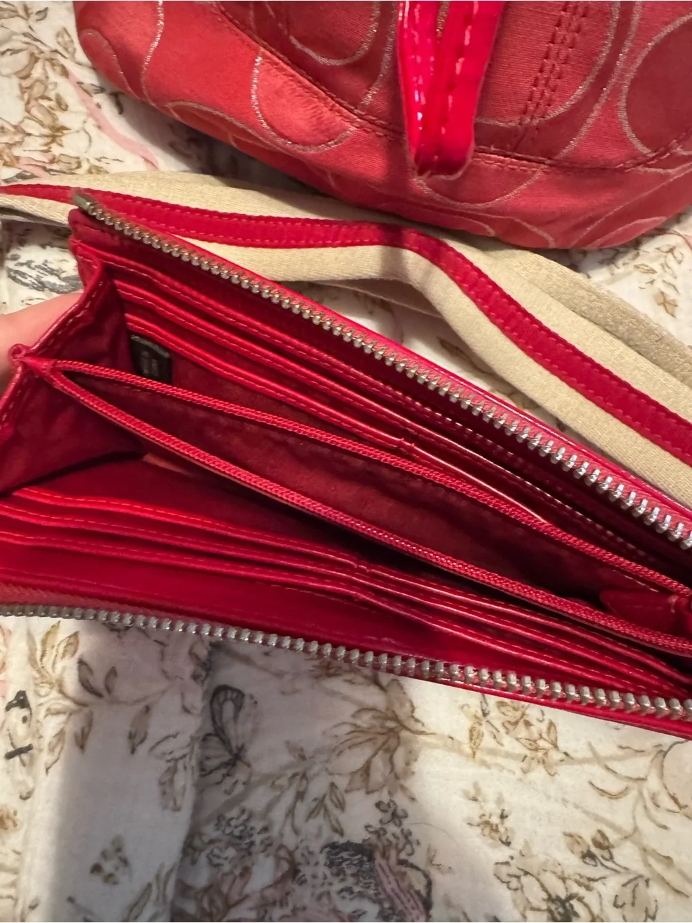 Coach Poppy Glam Tote w/Wallet and Shoulder Strap